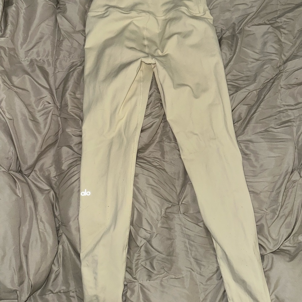 Alo Yoga Cream Leggings